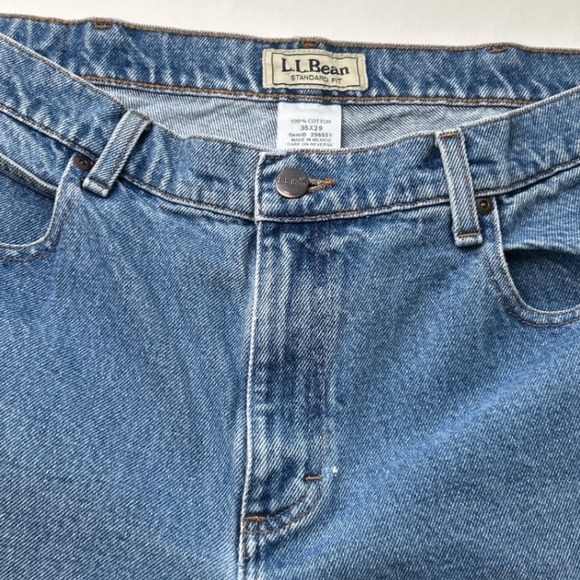 LL Bean Mens Jeans Standard Fit Blue Denim 100% Cotton Size 35x29 Classic Staple - Picture 5 of 10